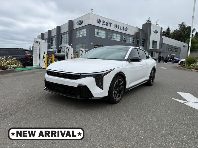 2025 Kia K4 GT-Line AT's photo
