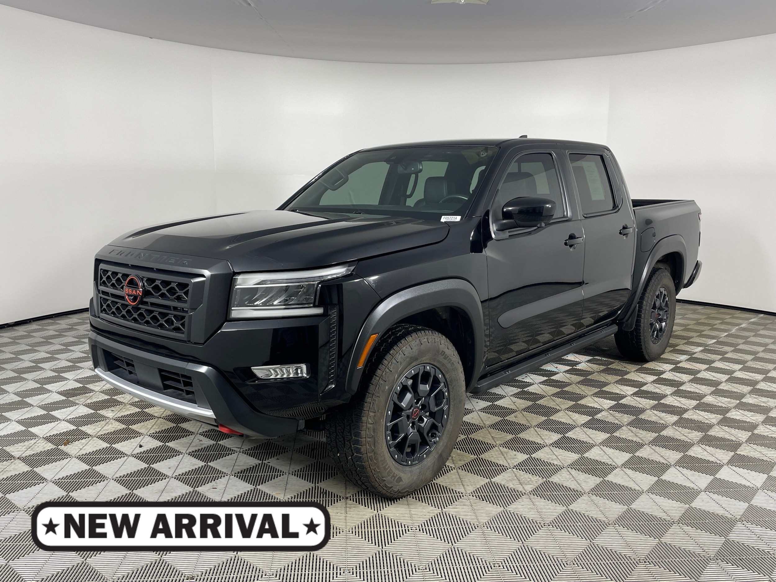 2022 Nissan Frontier PRO-4X's photo