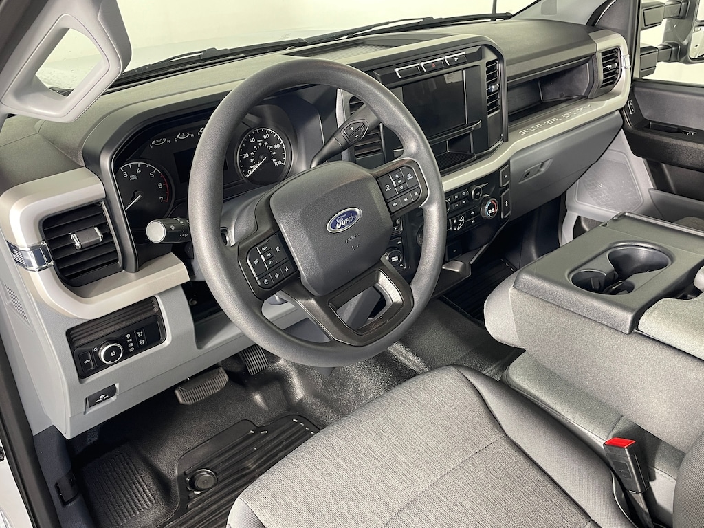 Used 2024 Ford F-350 XL Truck Super Cab