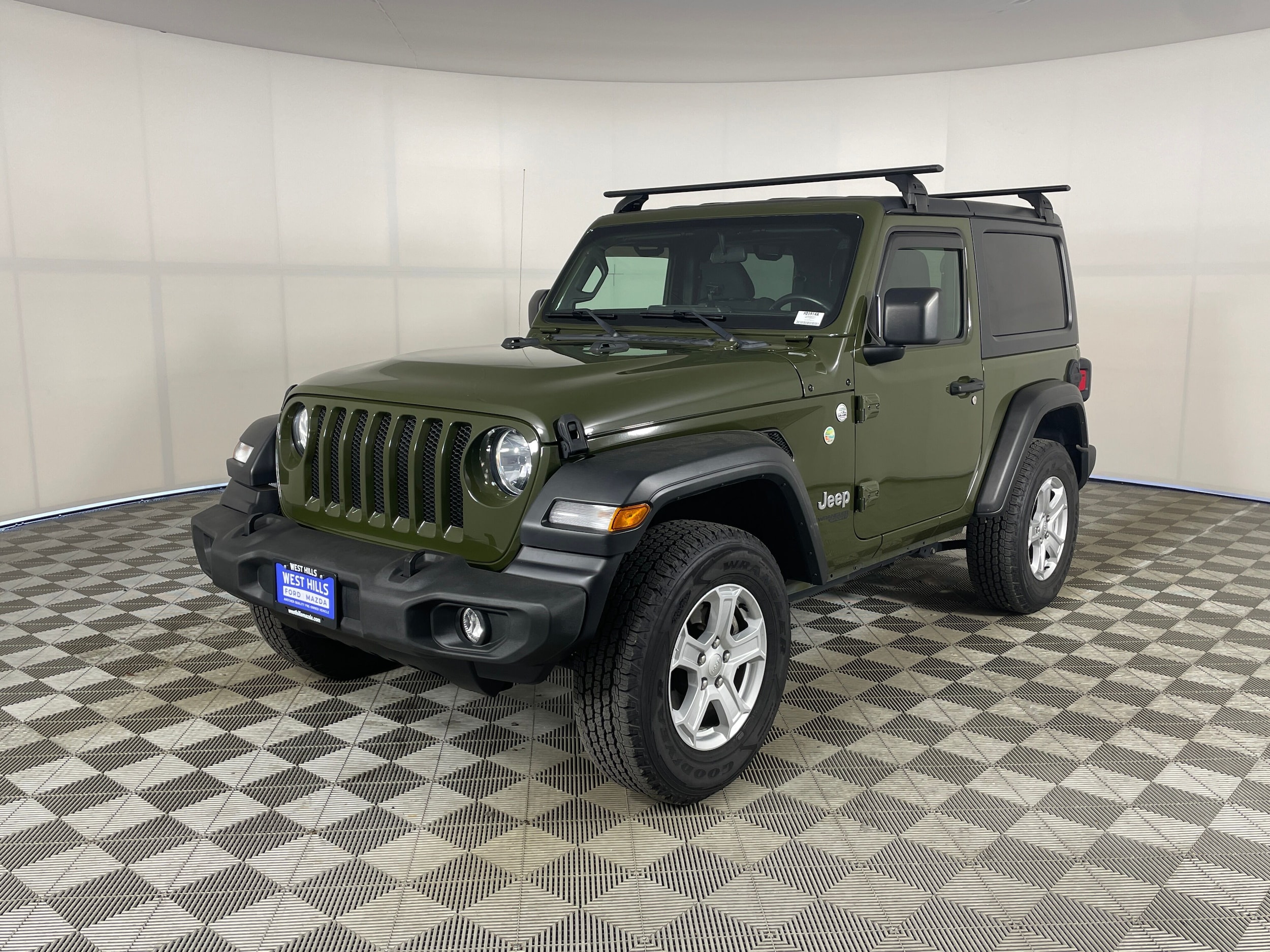 2021 Jeep Wrangler Sport S's photo