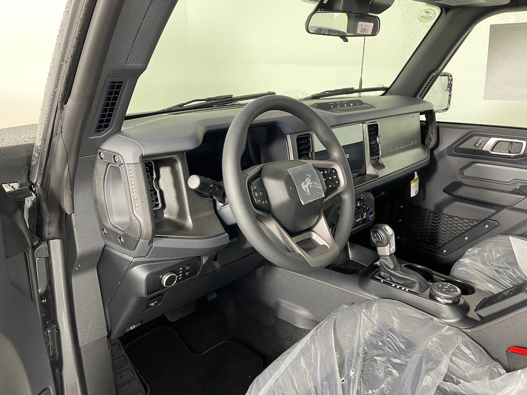 New 2025 Ford Bronco Base SUV