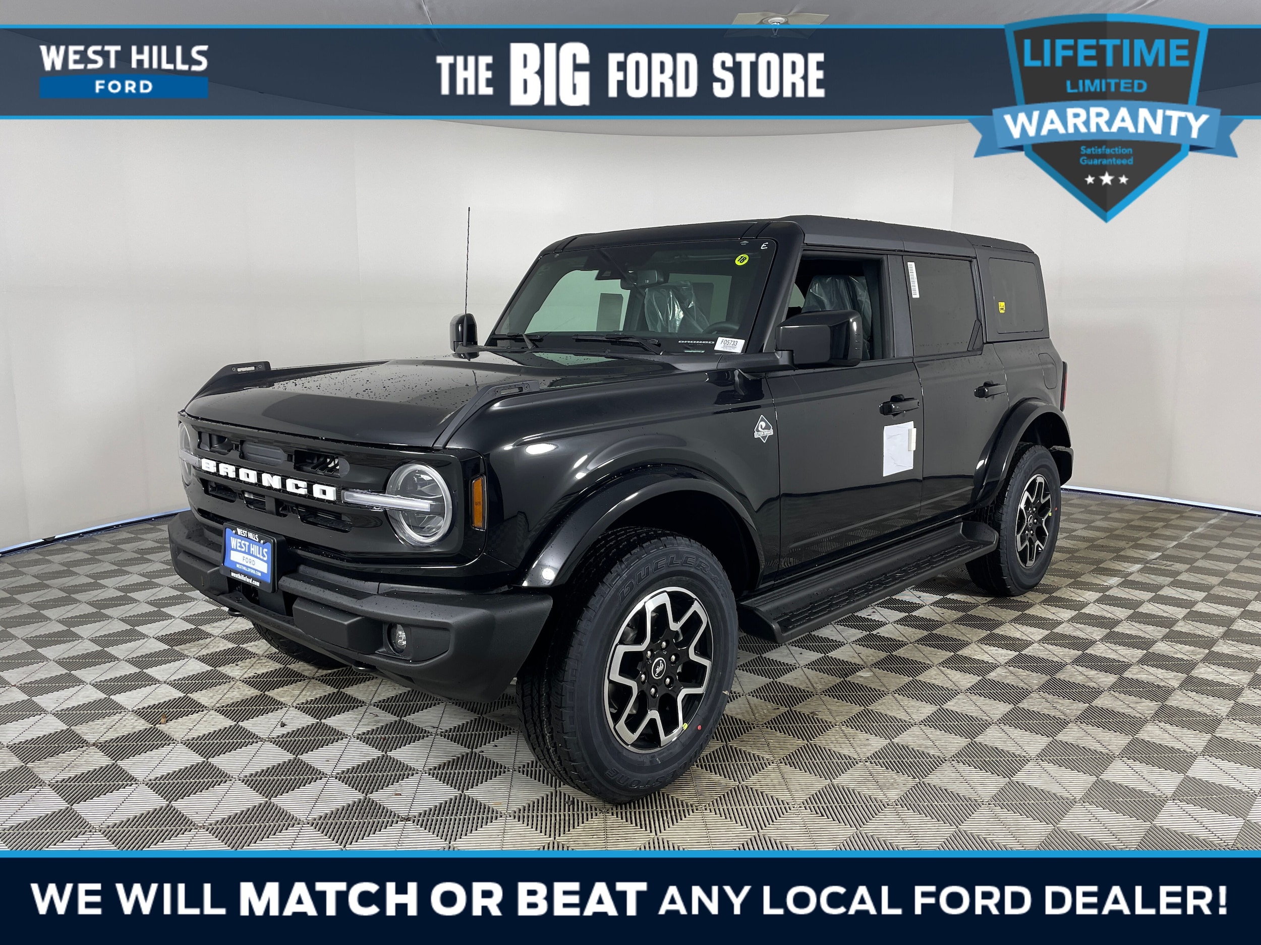 2025 Ford Bronco 4-Door Outer Banks's photo