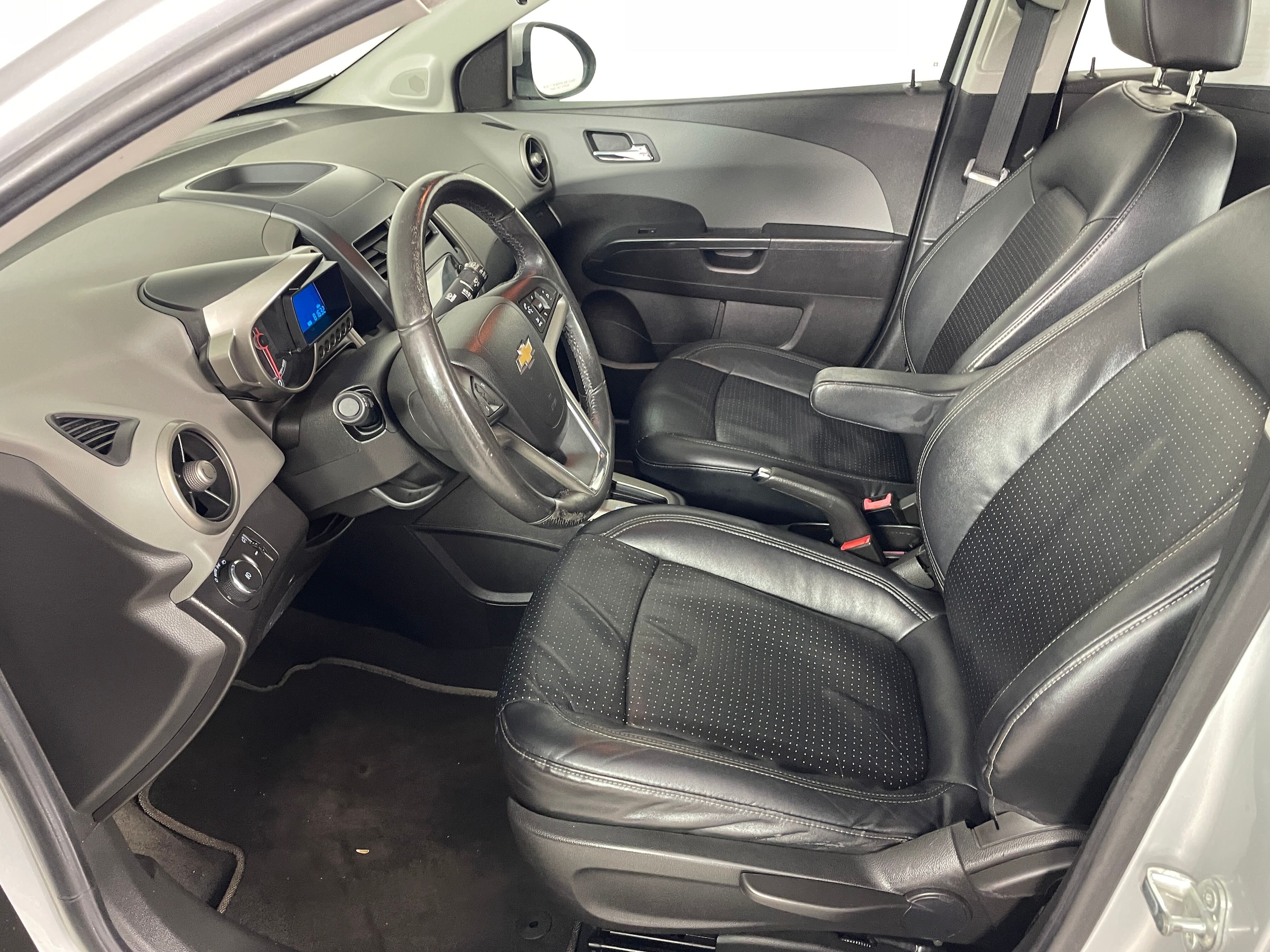 Used 2012 Chevrolet Sonic 2LZ with VIN 1G1JE6SH3C4125480 for sale in Bremerton, WA