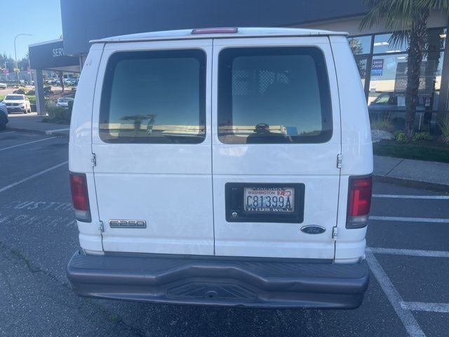 2007 Ford E-250 photo 4