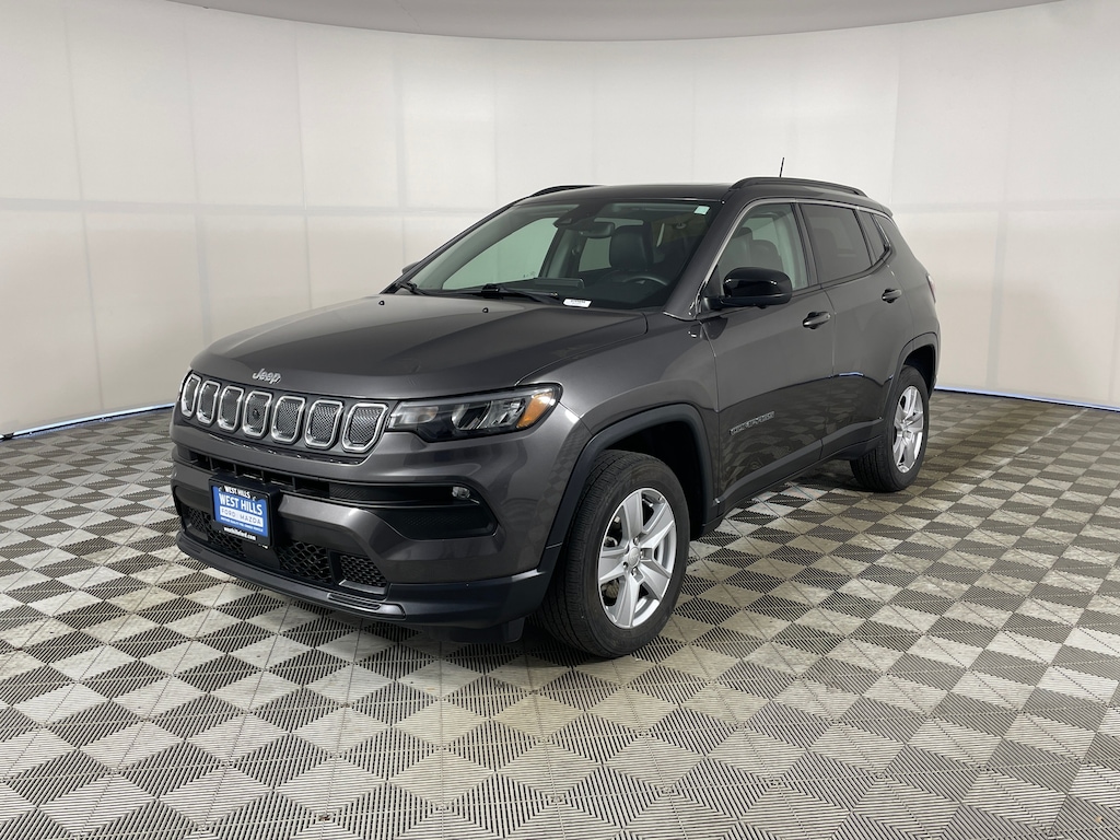 Used 2022 Jeep Compass Latitude SUV