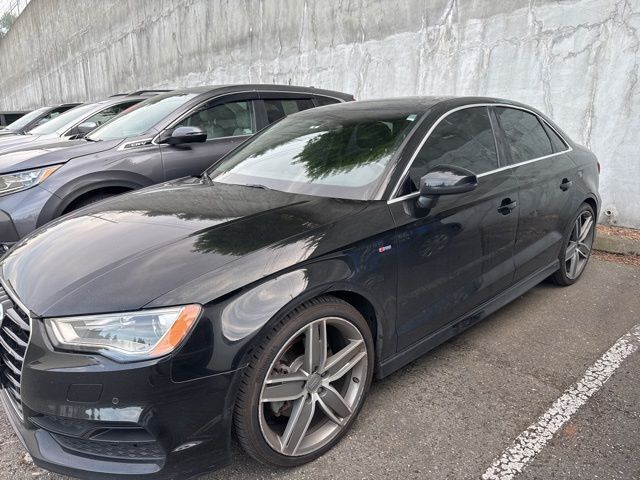 2016 Audi A3 2.0T quattro S tronic Premium Plus's photo
