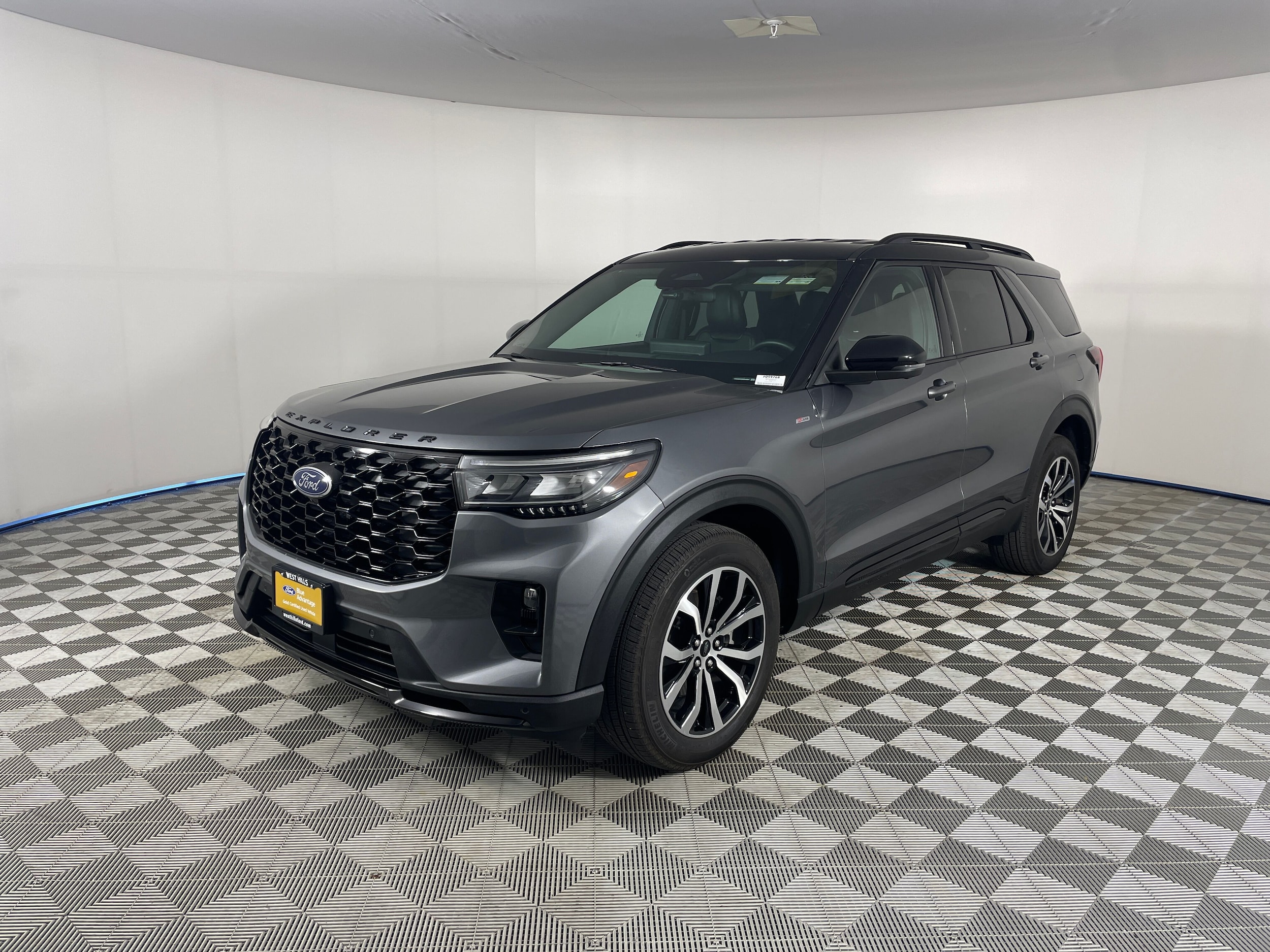2025 Ford Explorer SUV 
