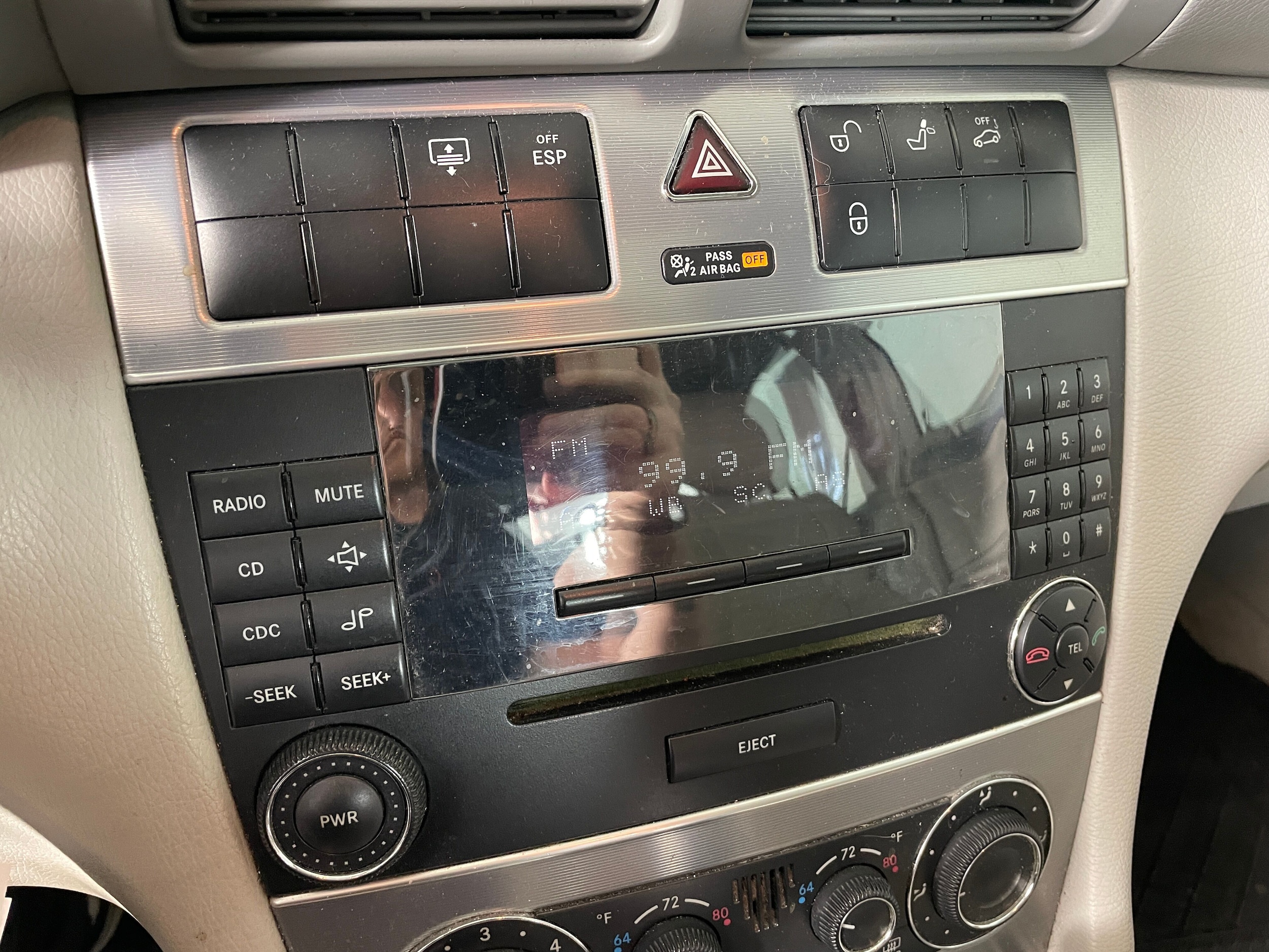 2005 Mercedes-Benz C-Class C 230 photo 6