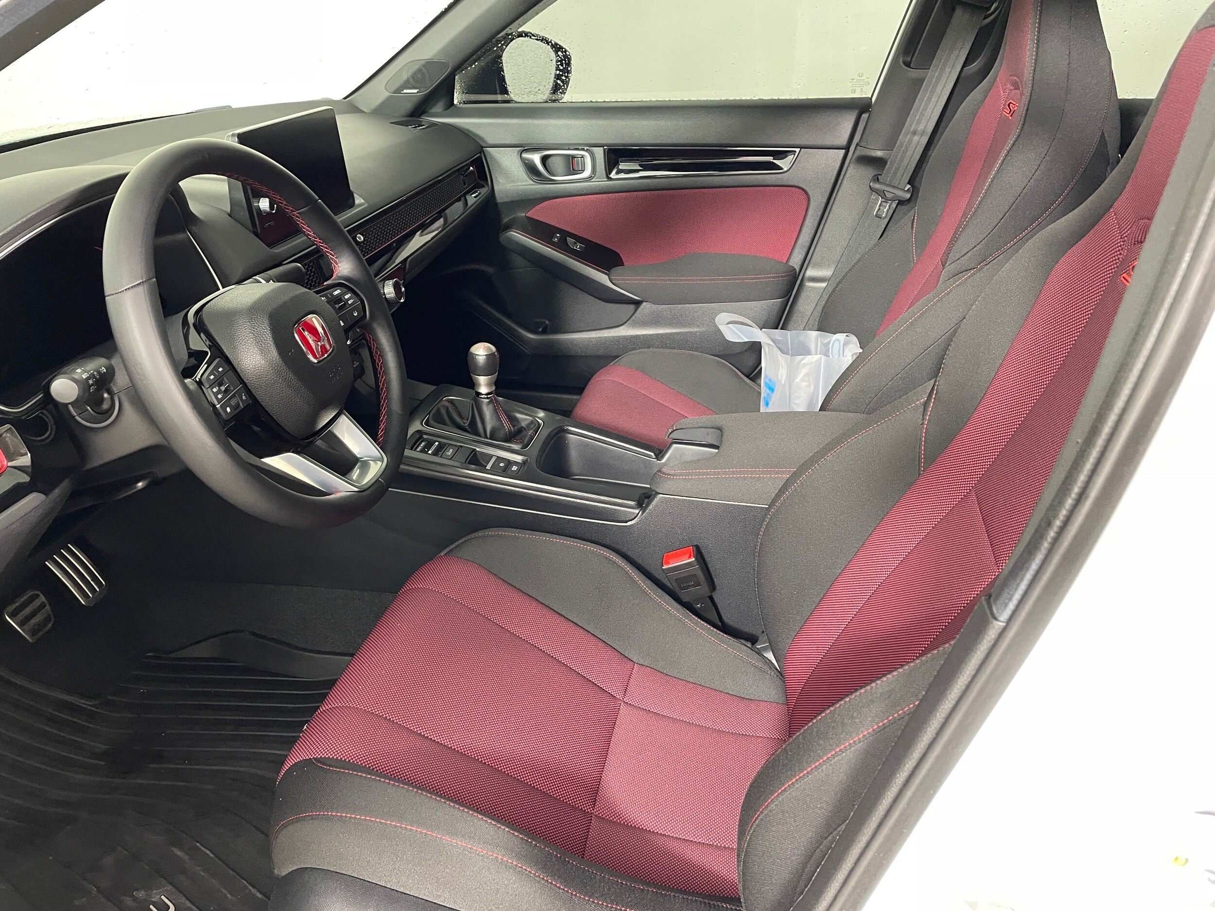 2024 Honda Civic Si photo 2