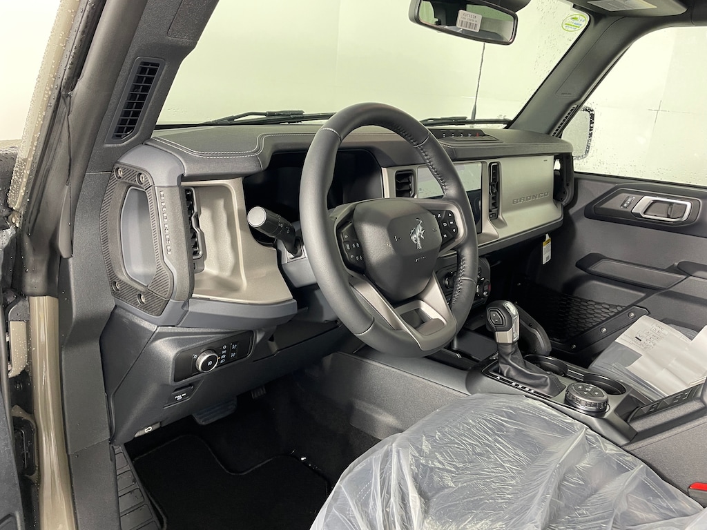 New 2025 Ford Bronco Outer Banks SUV