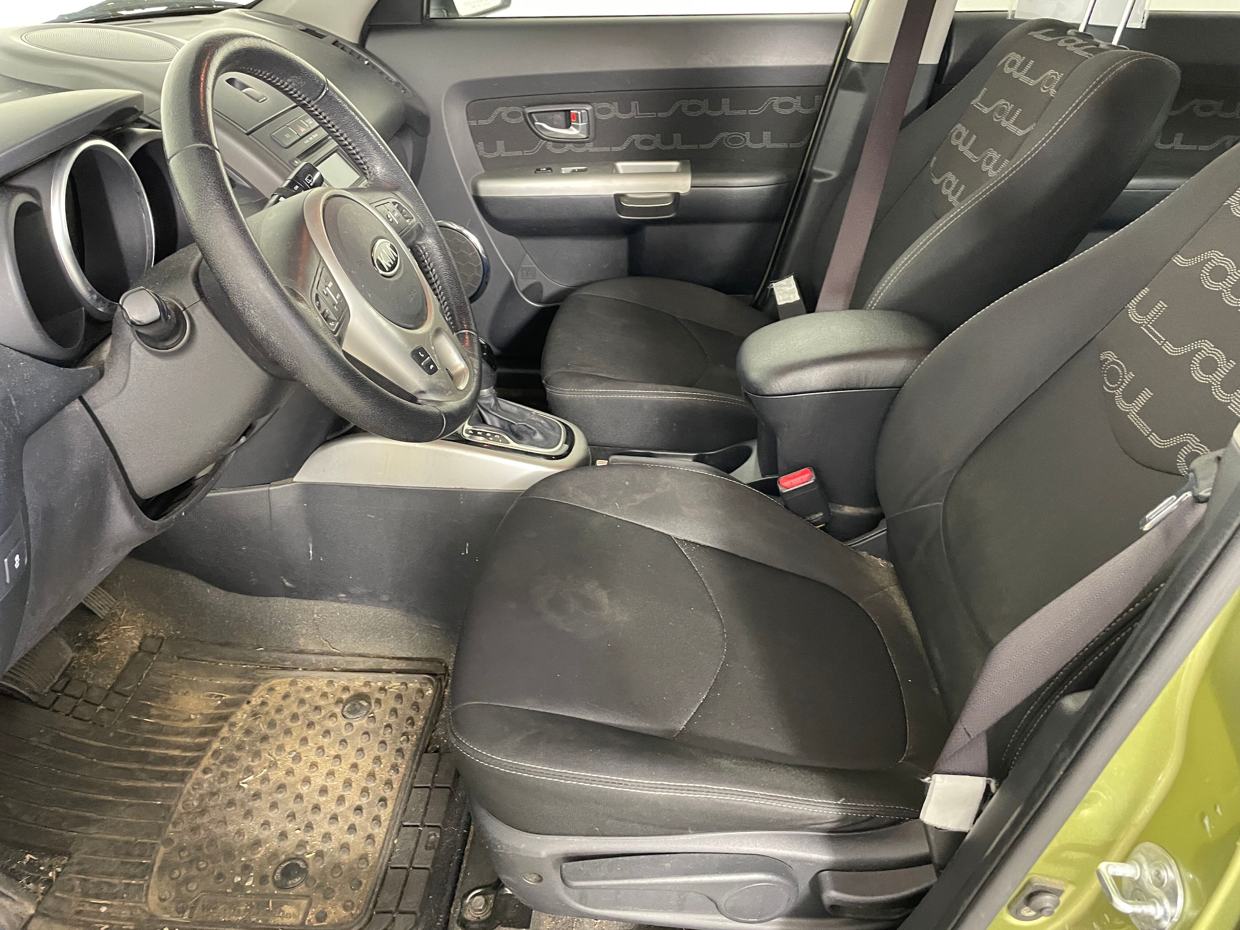 2012 Kia Soul Plus photo 2