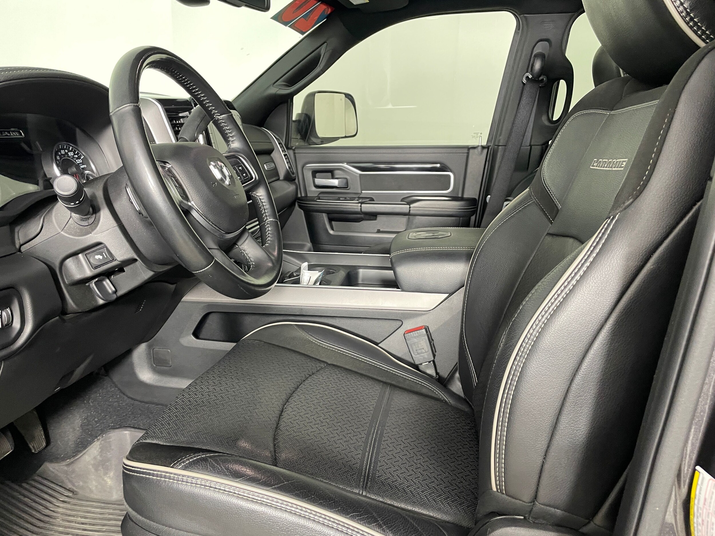 2020 Ram 2500 Laramie photo 3