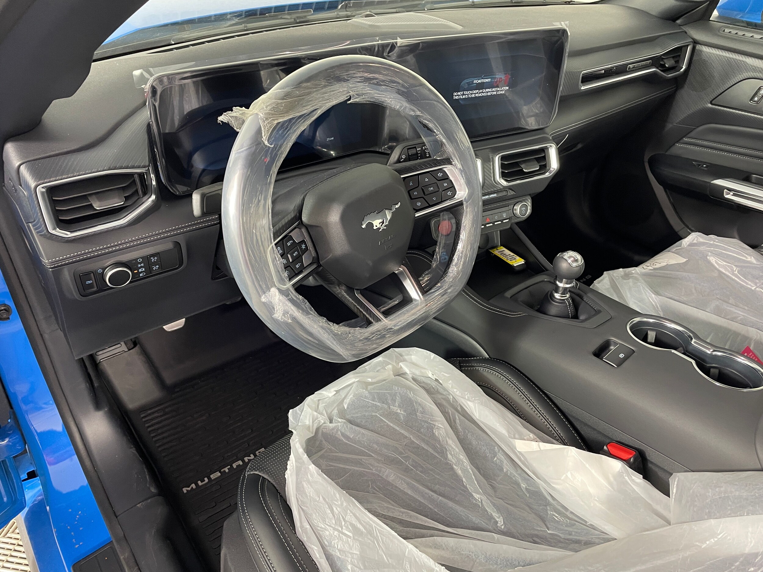 2025 Ford Mustang GT Premium photo 2