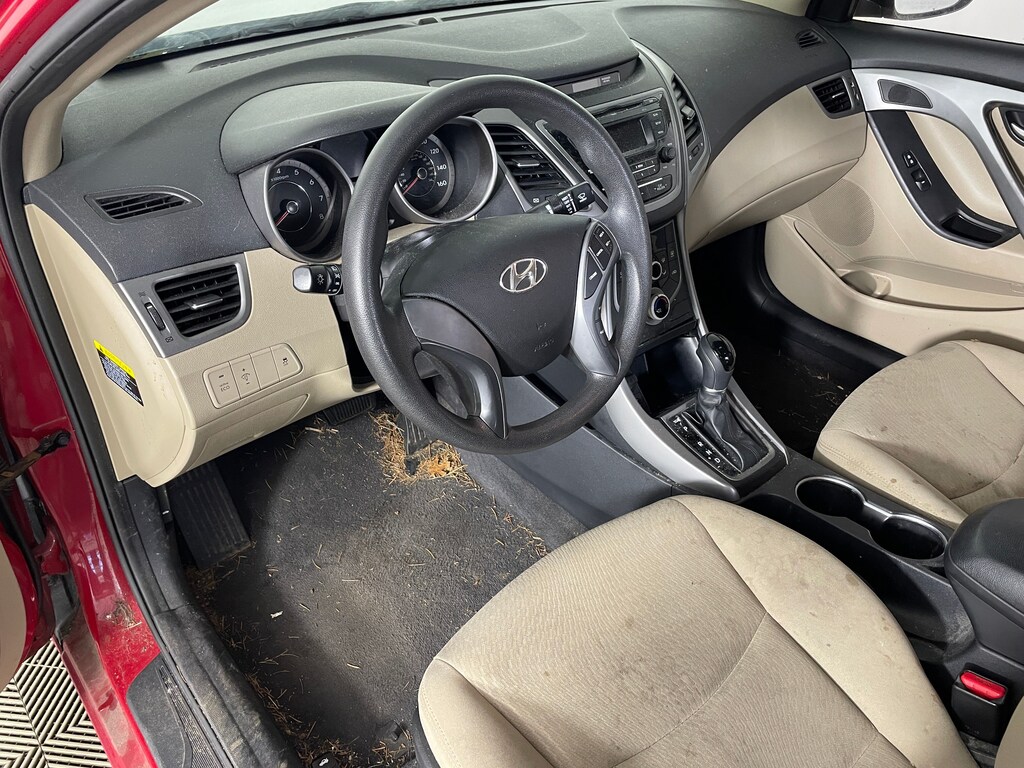 Used 2016 Hyundai Elantra SE Sedan