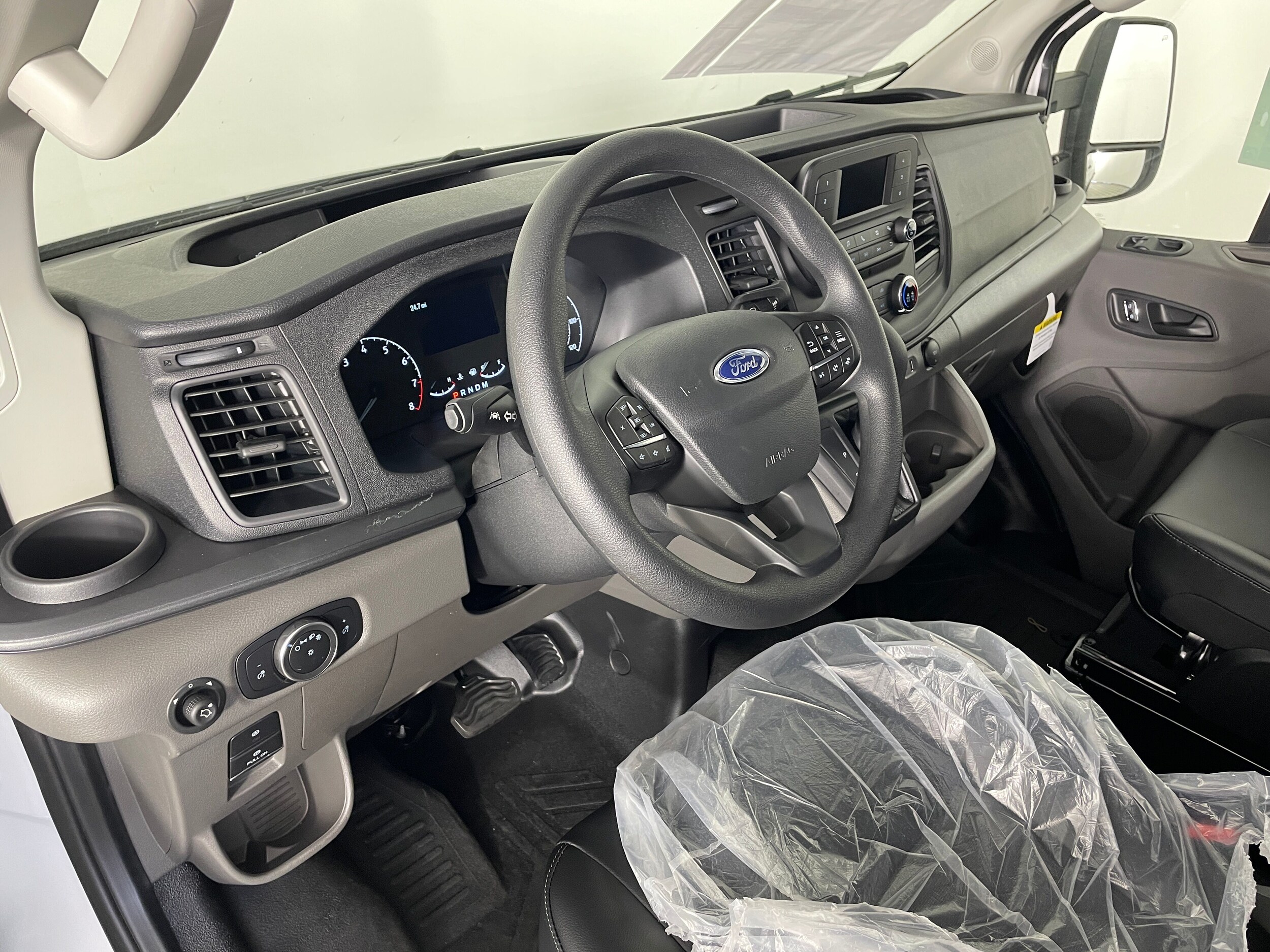 2025 Ford Transit photo 2