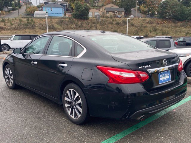 Used 2017 Nissan Altima 2.5 SL Sedan