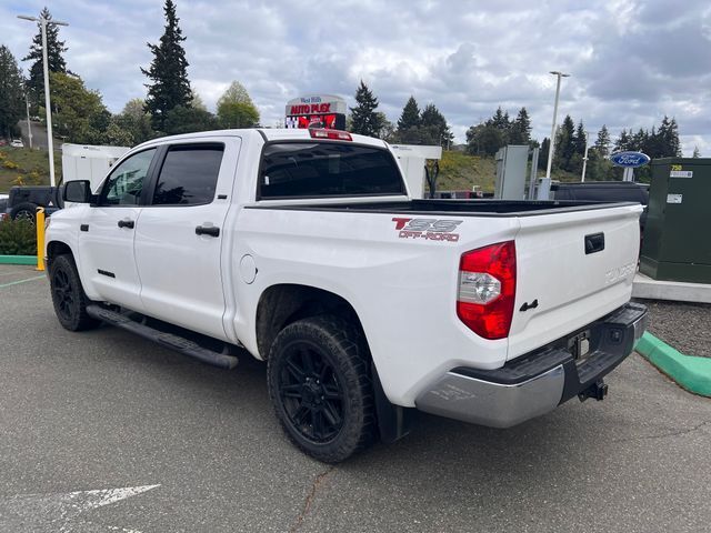 2020 Toyota Tundra SR5 photo 2