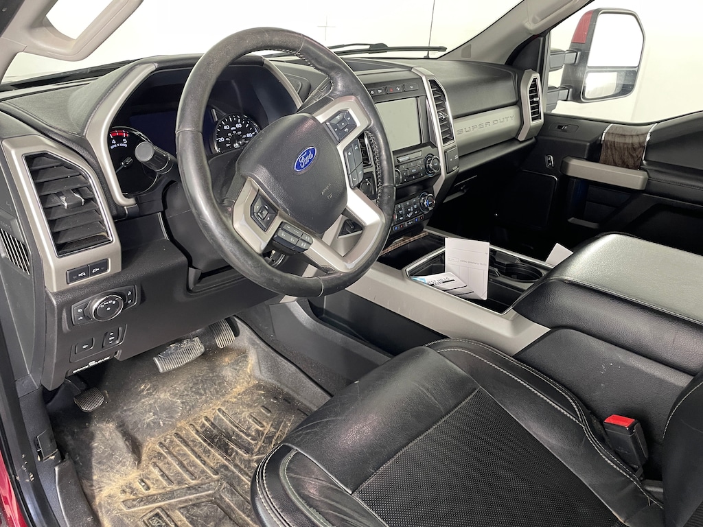 Used 2019 Ford F-250 Lariat Truck Crew Cab