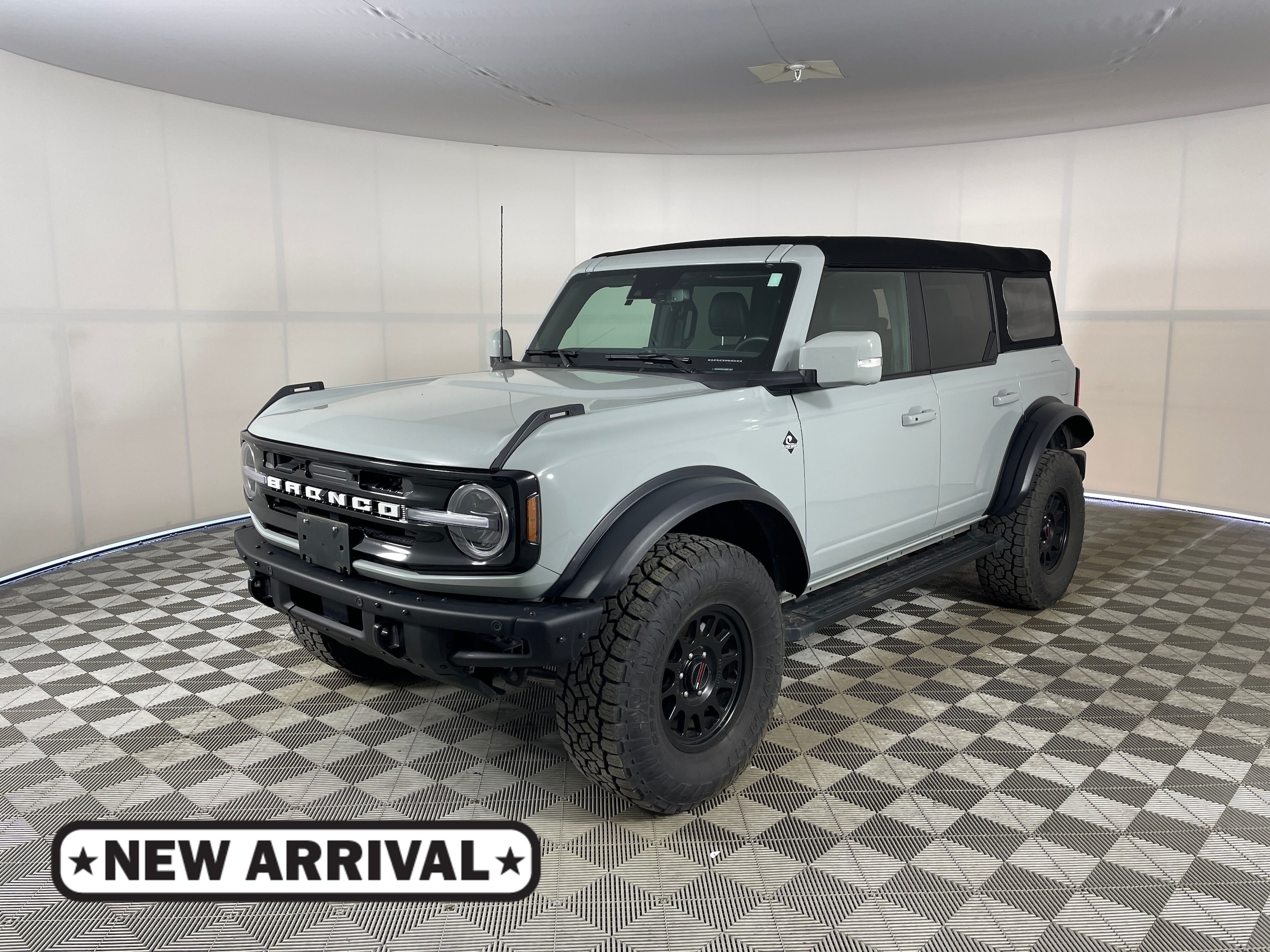 2024 Ford Bronco Outer Banks 4x4's photo