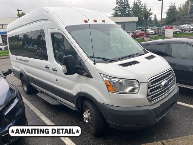 2018 Ford Transit Wagon XLT's photo