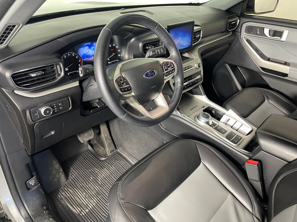 Used 2022 Ford Explorer XLT SUV