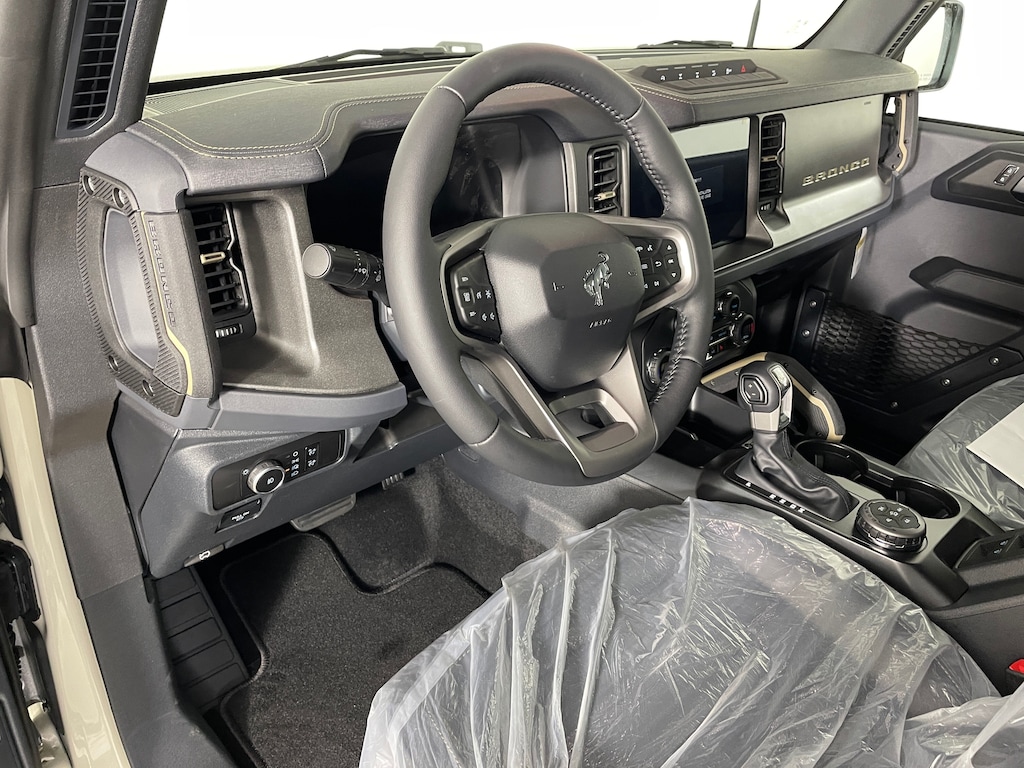 New 2025 Ford Bronco Badlands SUV