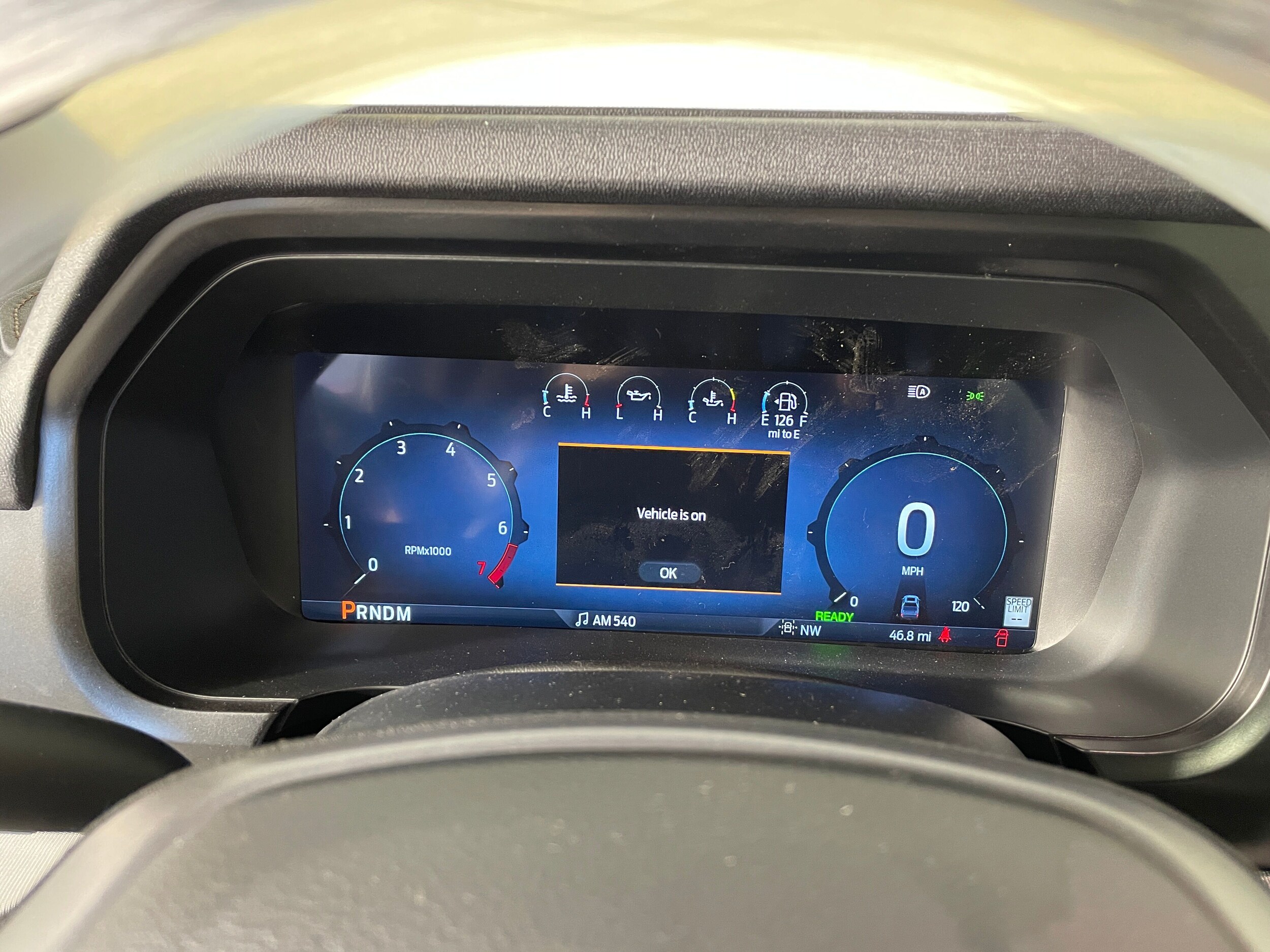 2025 Ford F-150 Lariat photo 3