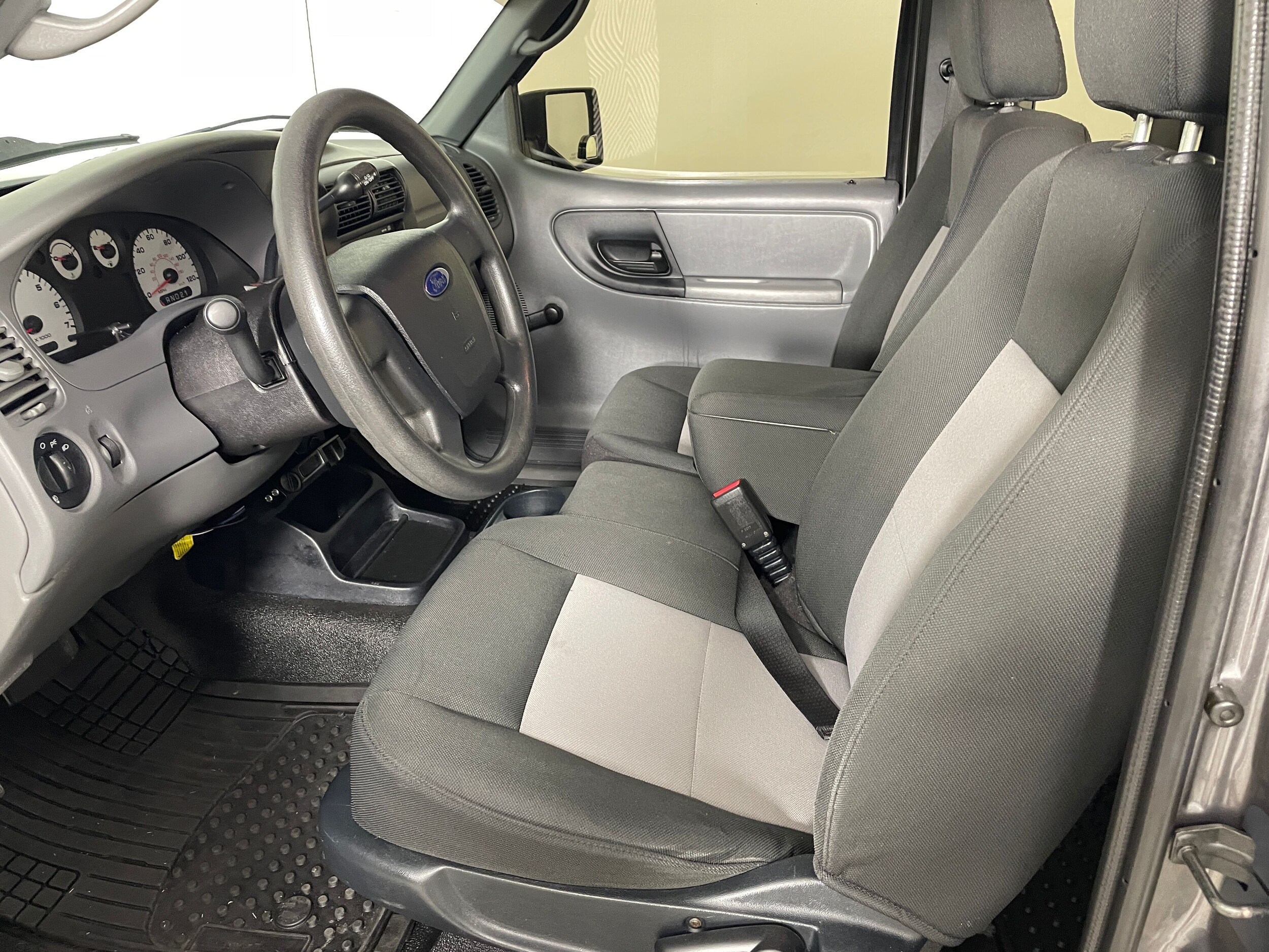 2010 Ford Ranger photo 2