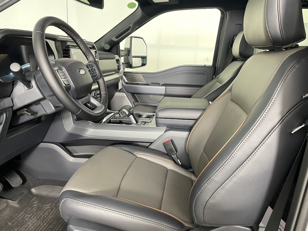 New 2025 Ford F-150 Lariat Truck SuperCrew Cab