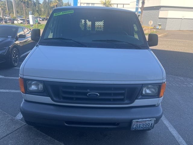 2007 Ford E-250 photo 2