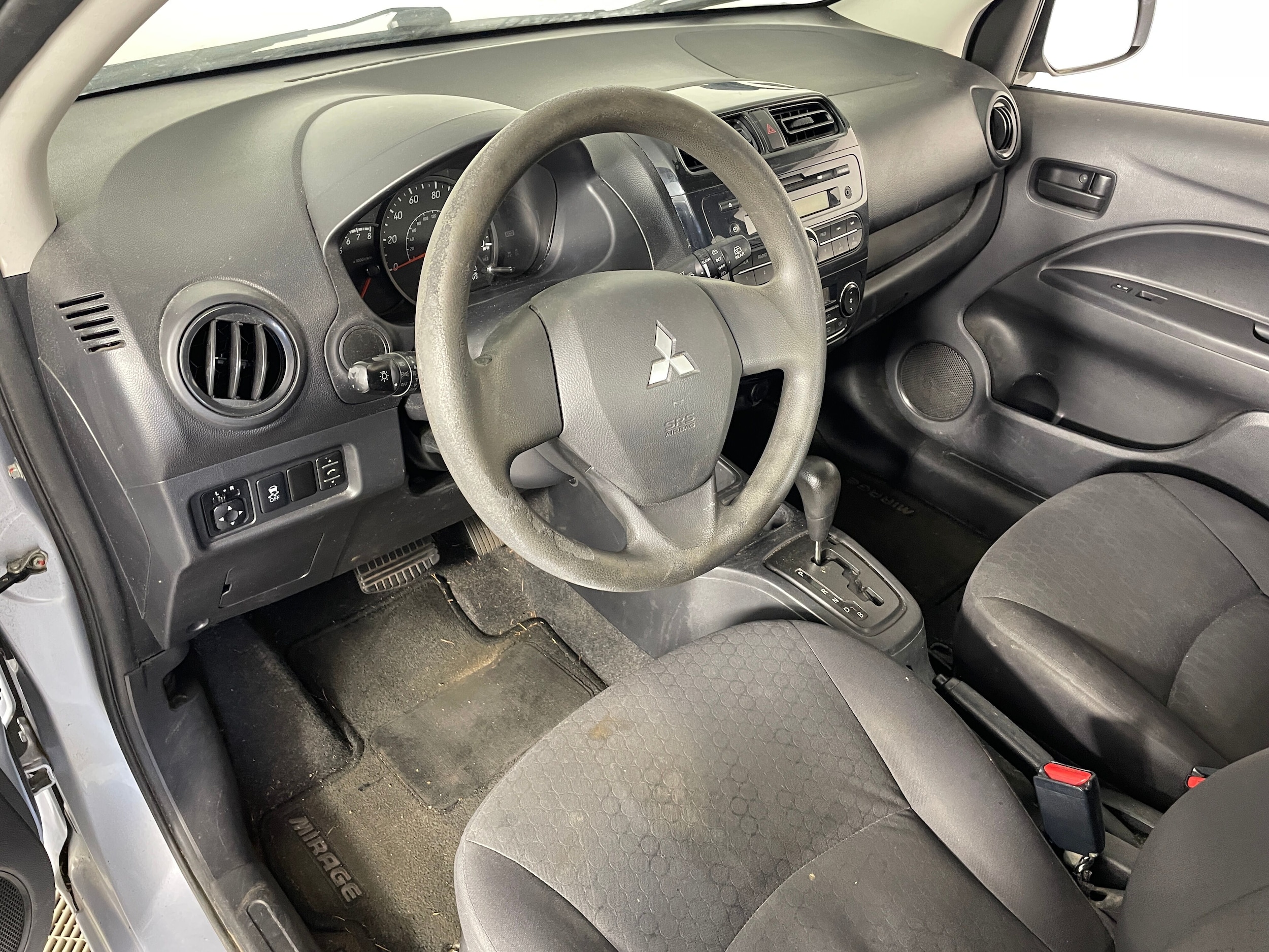 2015 Mitsubishi Mirage DE photo 3