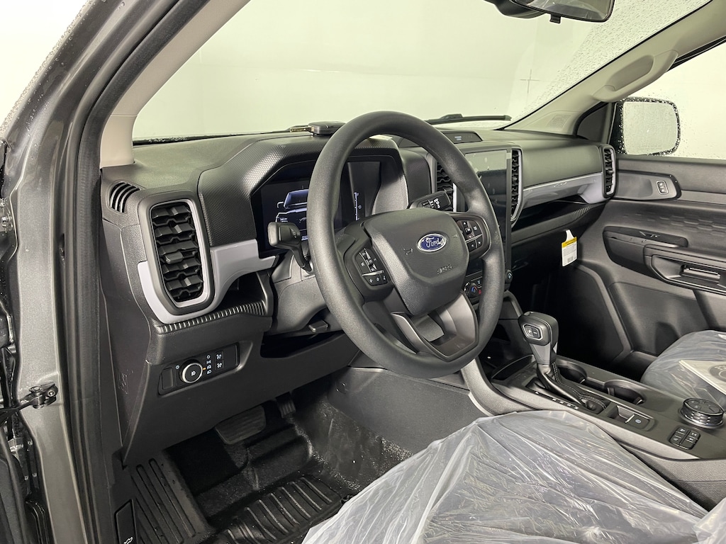 New 2025 Ford Ranger XL Truck SuperCrew