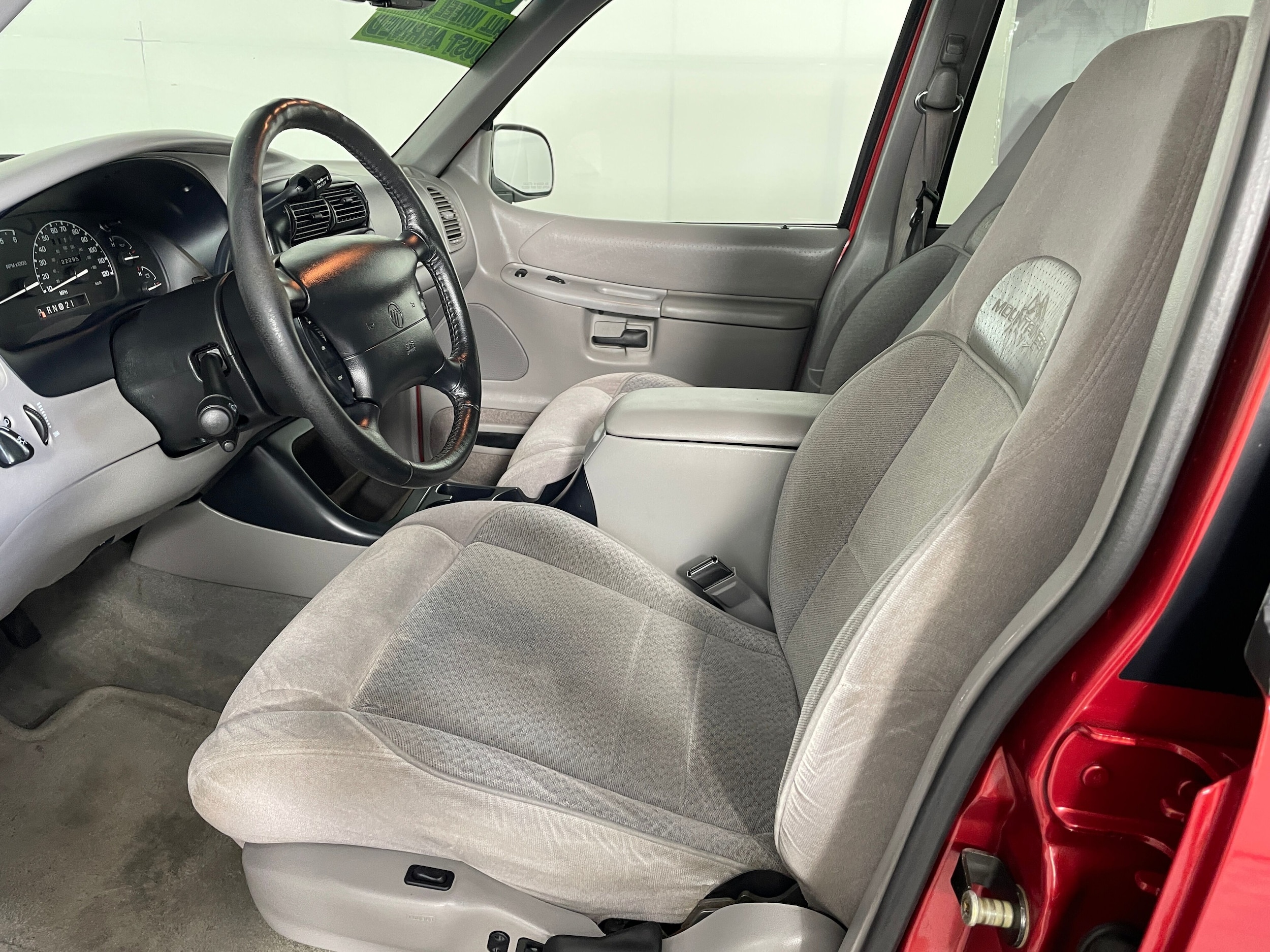 Used 1997 Mercury Mountaineer Base with VIN 4M2DU55P3VUJ51935 for sale in Bremerton, WA