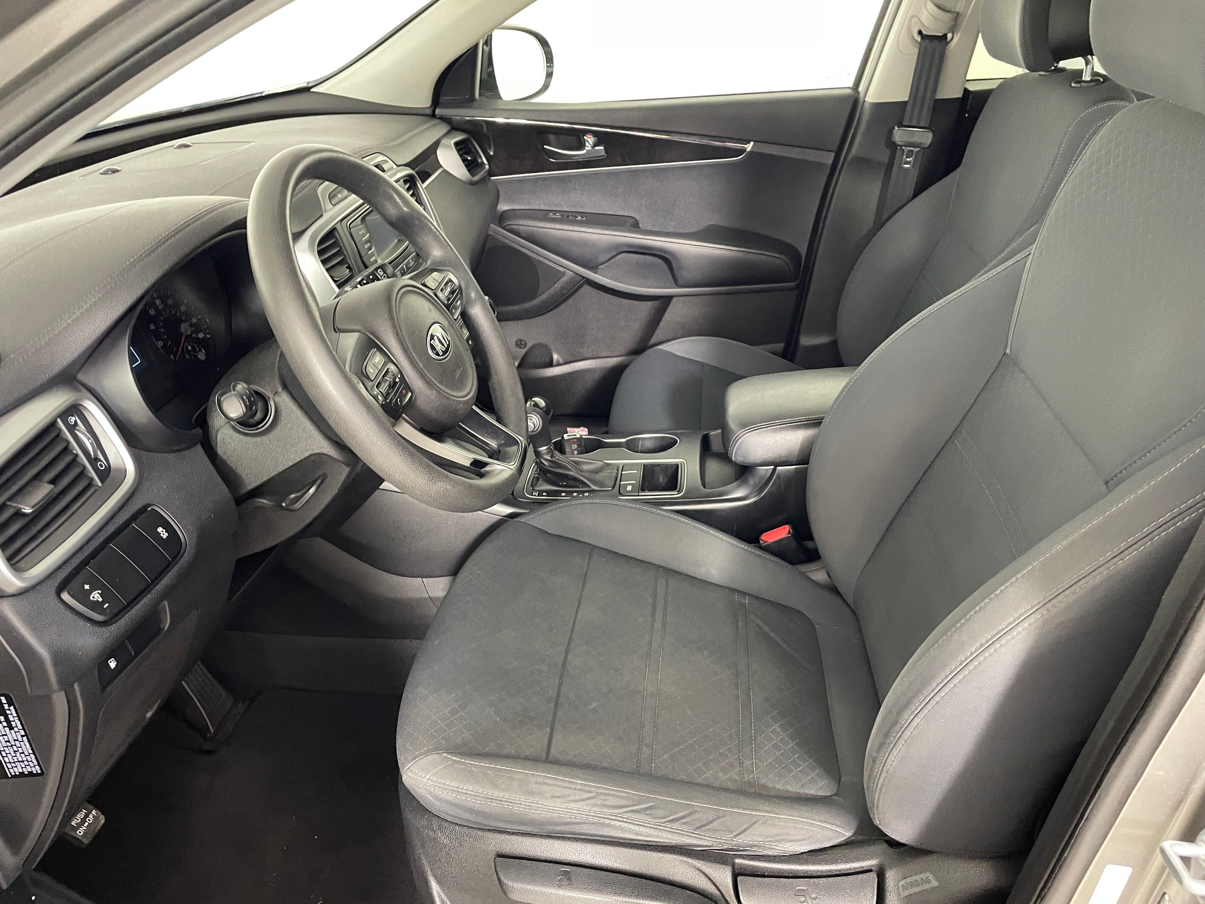 Used 2016 Kia Sorento LX with VIN 5XYPG4A58GG083760 for sale in Bremerton, WA