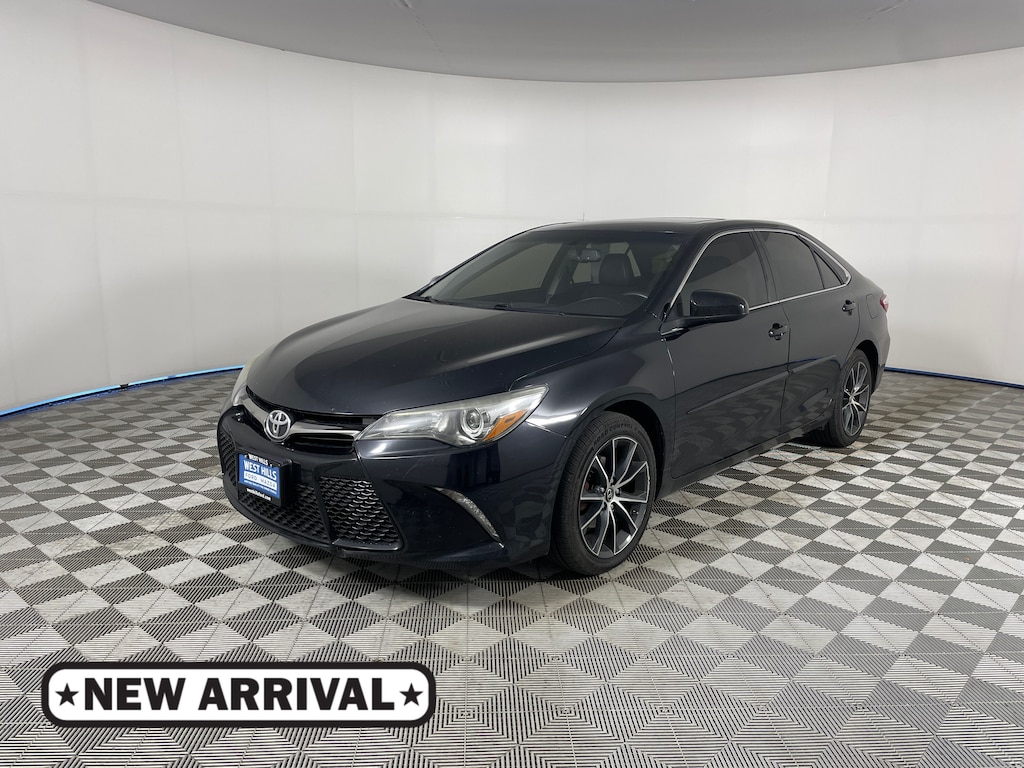 Used 2017 Toyota Camry XSE Sedan