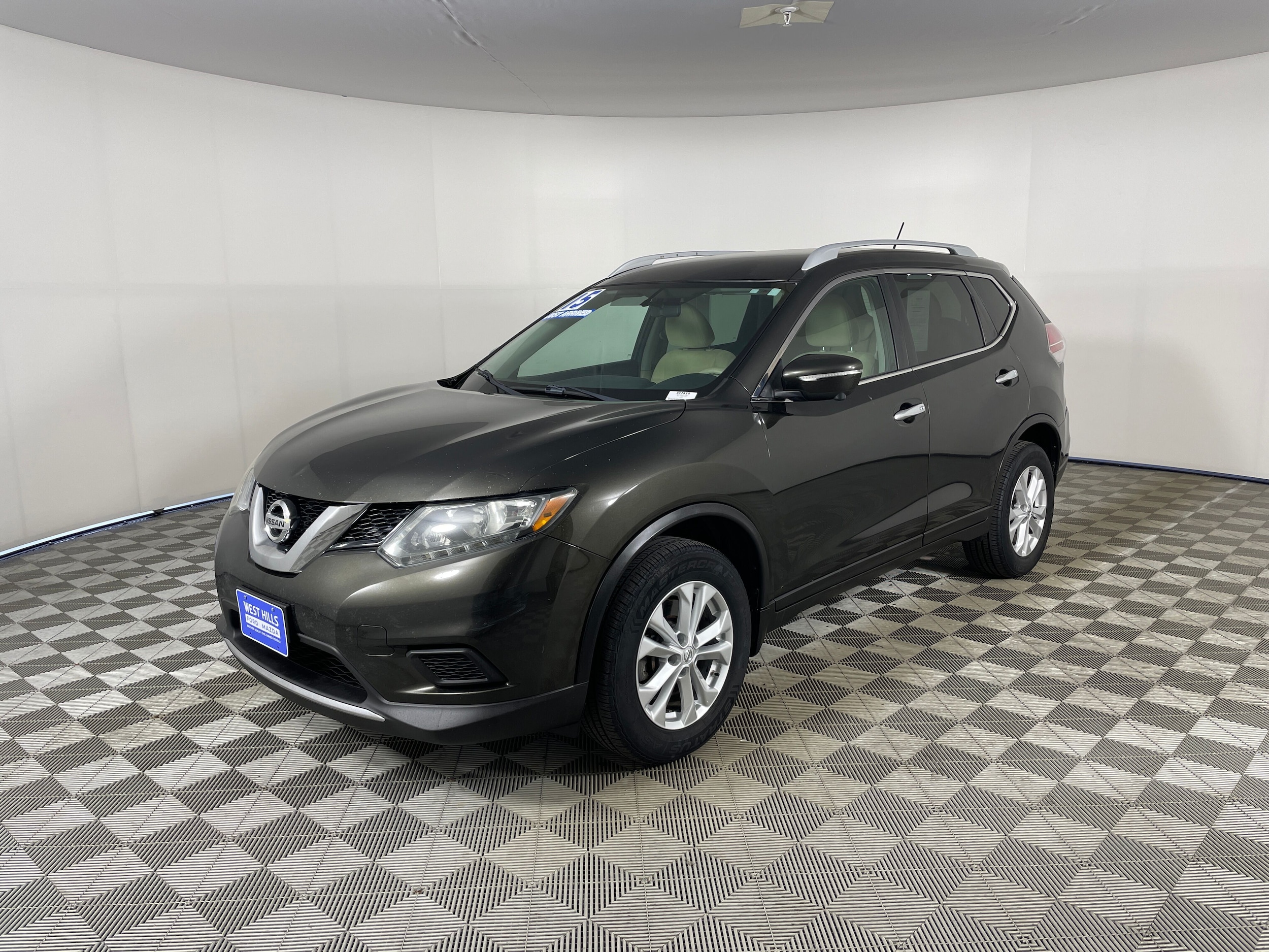 2015 Nissan Rogue SV AWD's photo