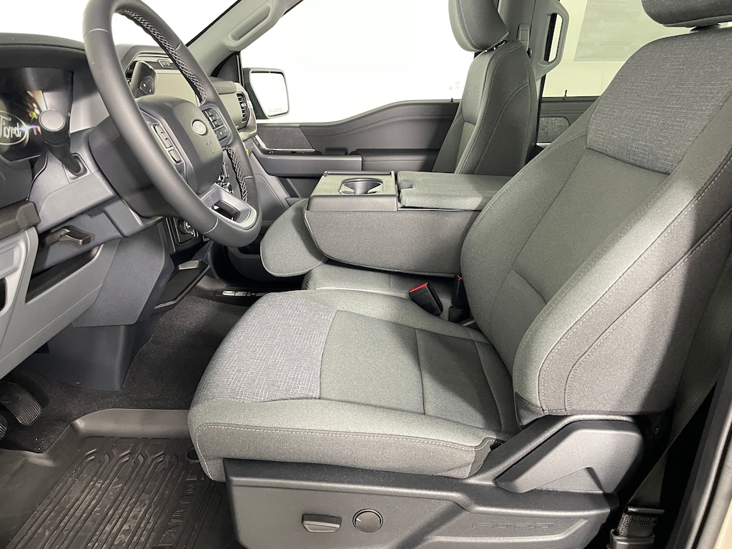 New 2026 Ford F-150 XLT Truck SuperCrew Cab