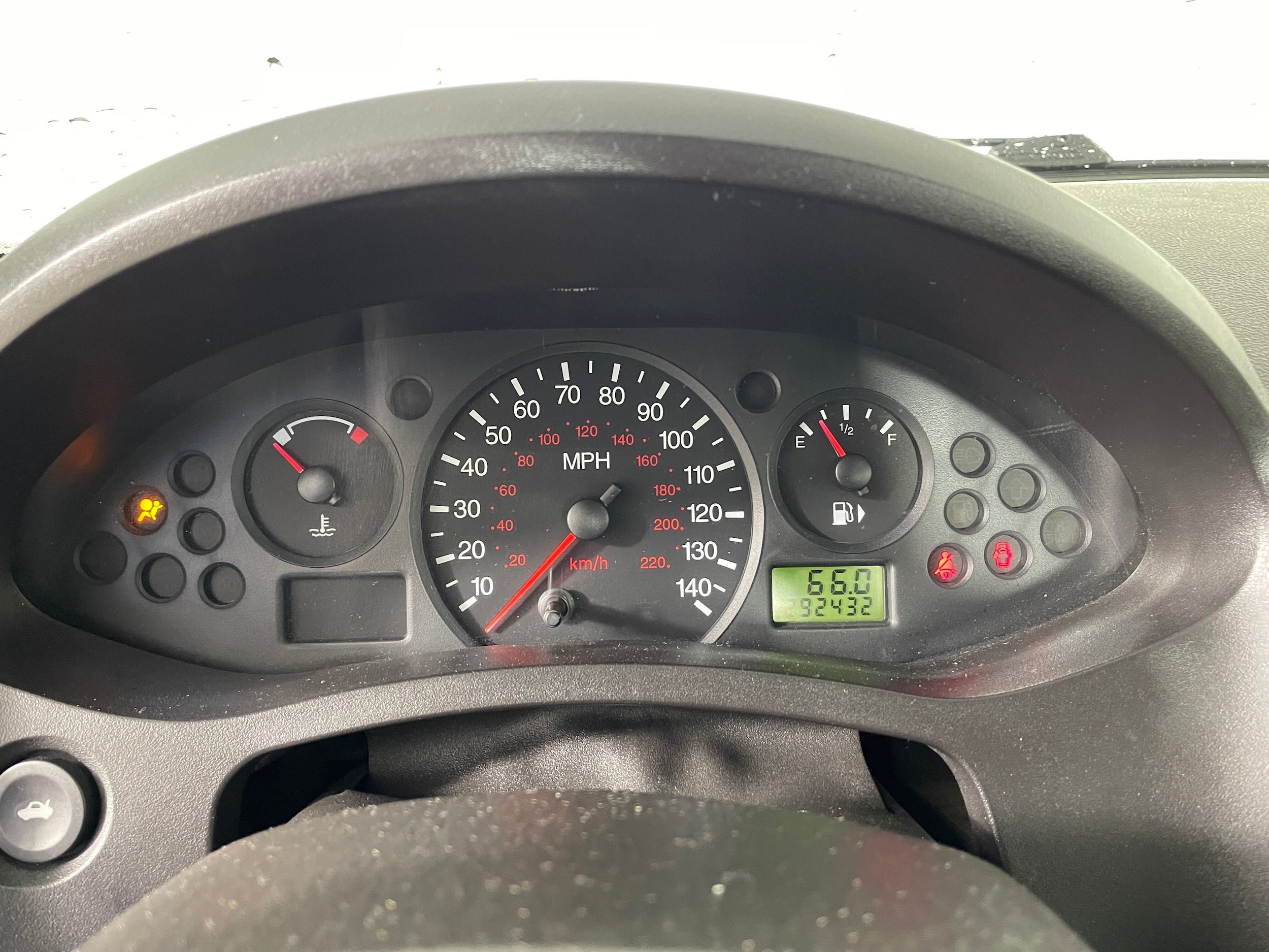 2006 Ford Focus ZX4 photo 5