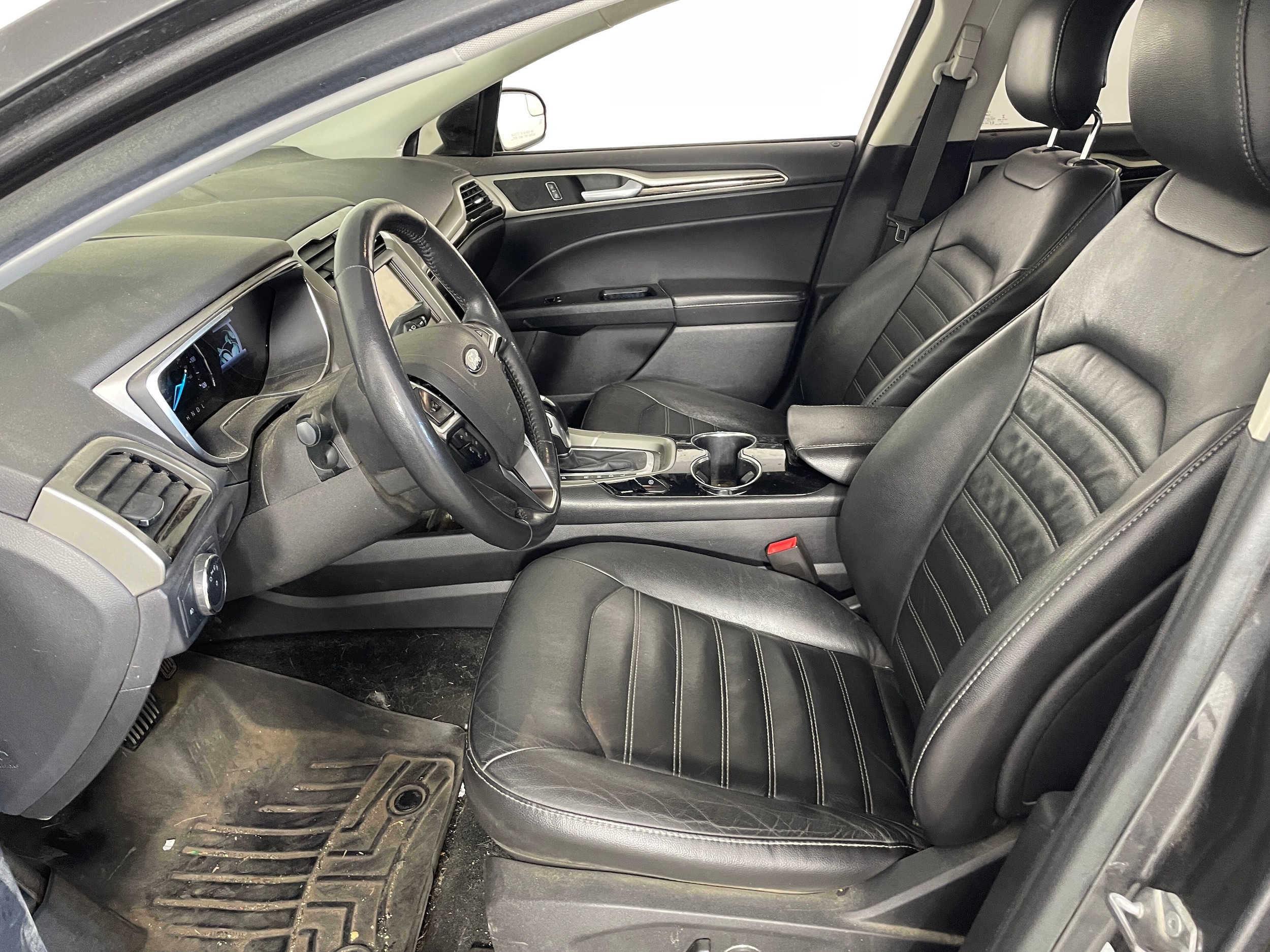Used 2015 Ford Fusion Hybrid SE with VIN 3FA6P0LU0FR161533 for sale in Bremerton, WA