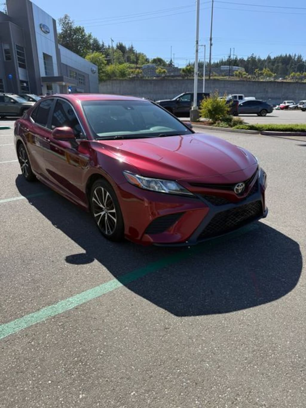 Used 2018 Toyota Camry SE Sedan