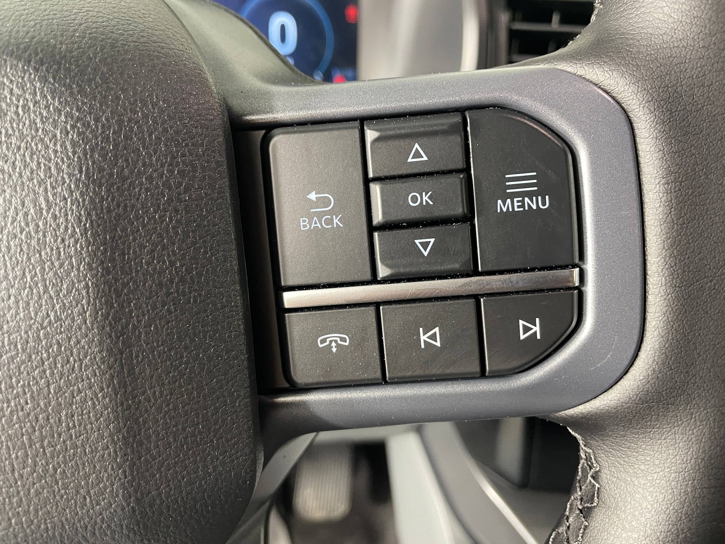 2025 Ford F-150 Lightning Flash - Photo 11