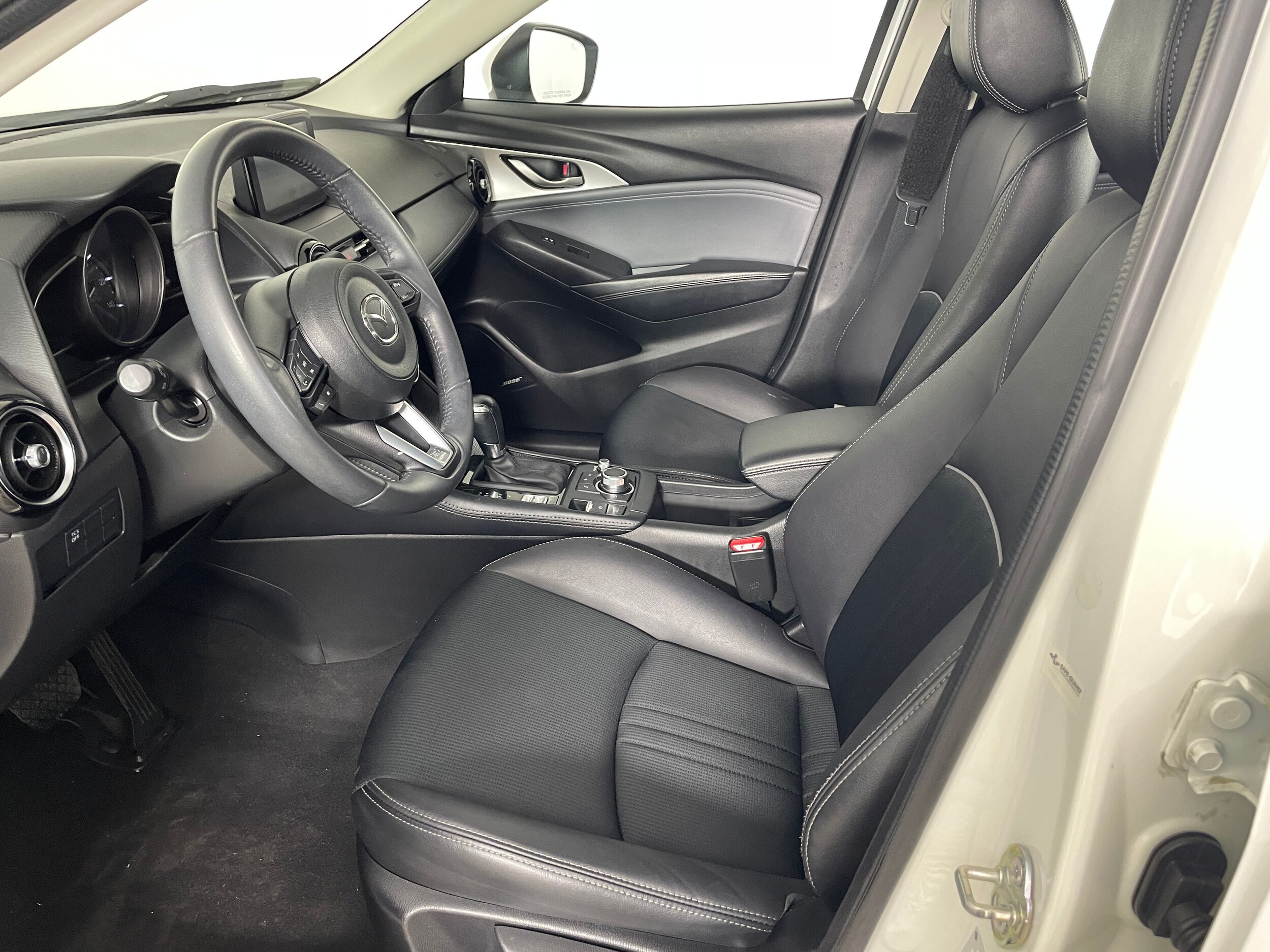 2019 Mazda CX-3 Touring photo 2