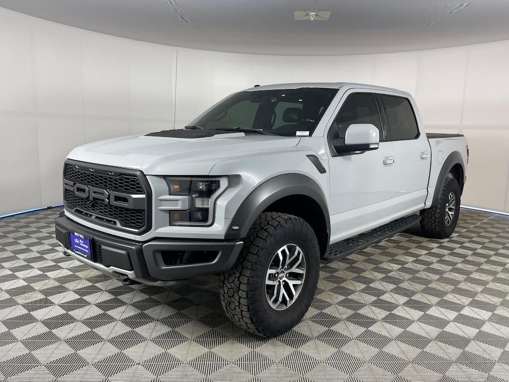 Used 2017 Ford F-150 Raptor Truck SuperCrew Cab