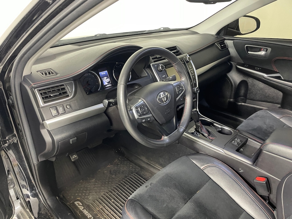 Used 2017 Toyota Camry XSE Sedan