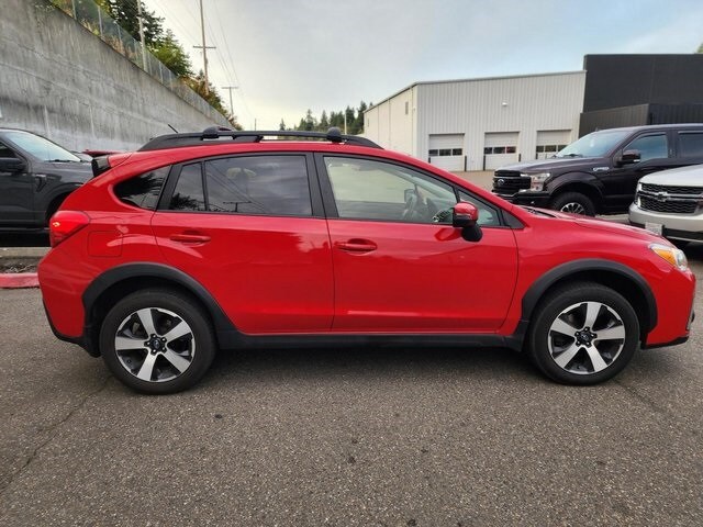 2017 Subaru Crosstrek 2.0i Premium photo 3