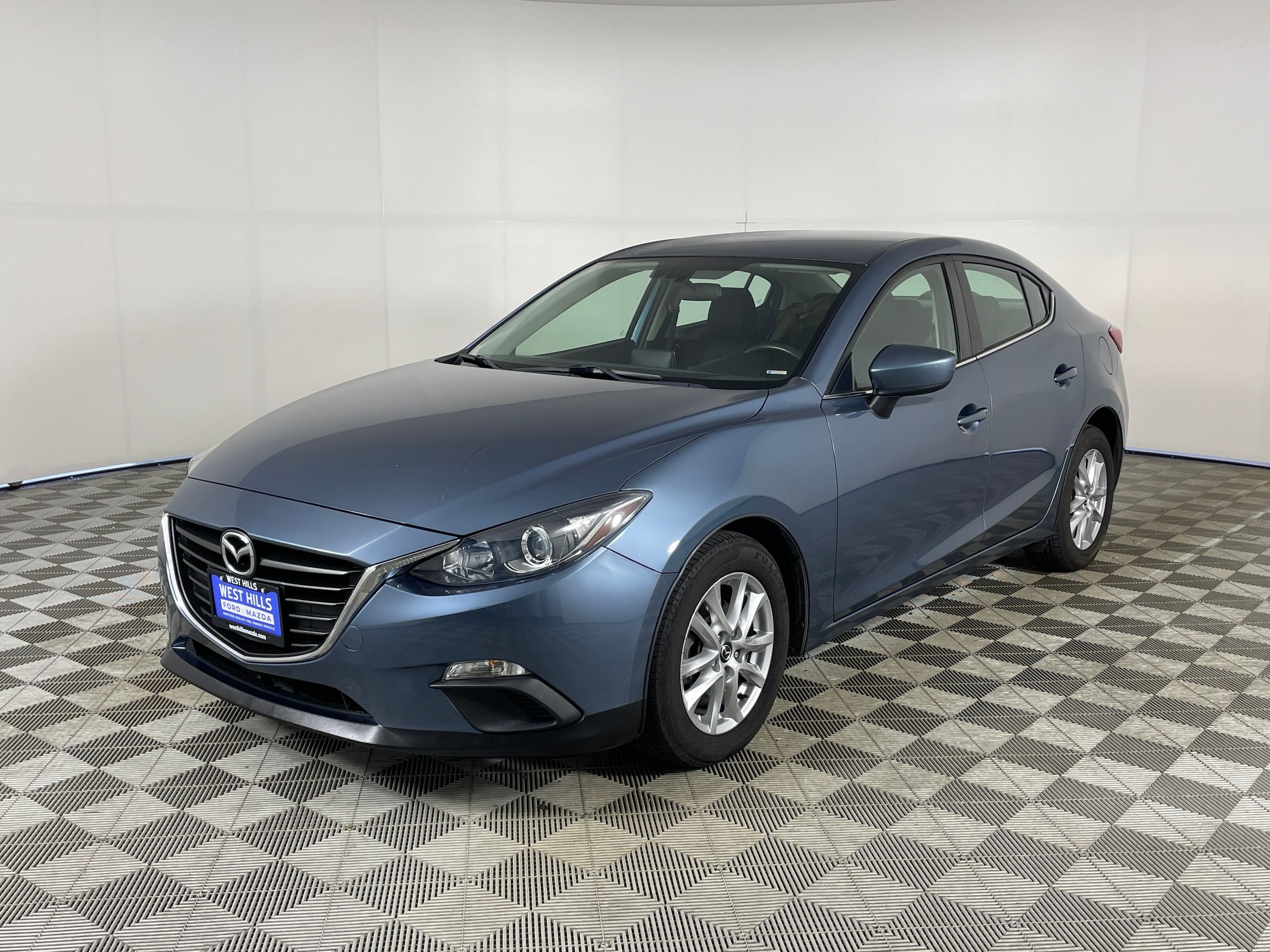2016 Mazda MAZDA3