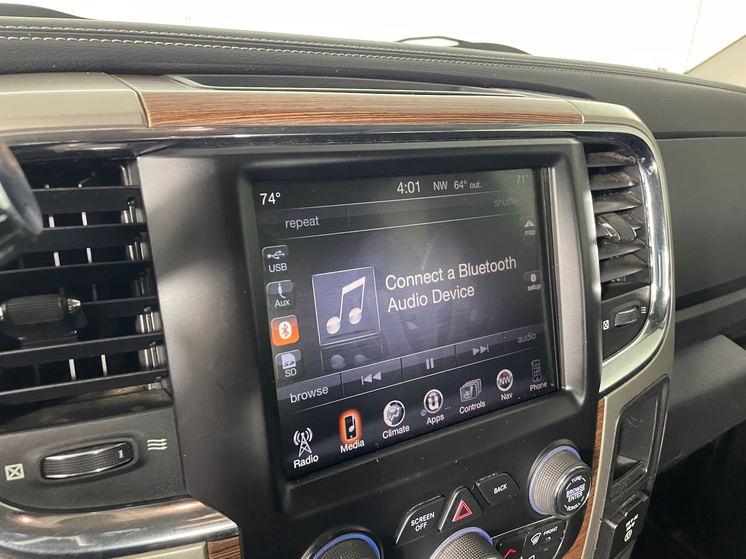 2014 Ram 2500 Laramie photo 6