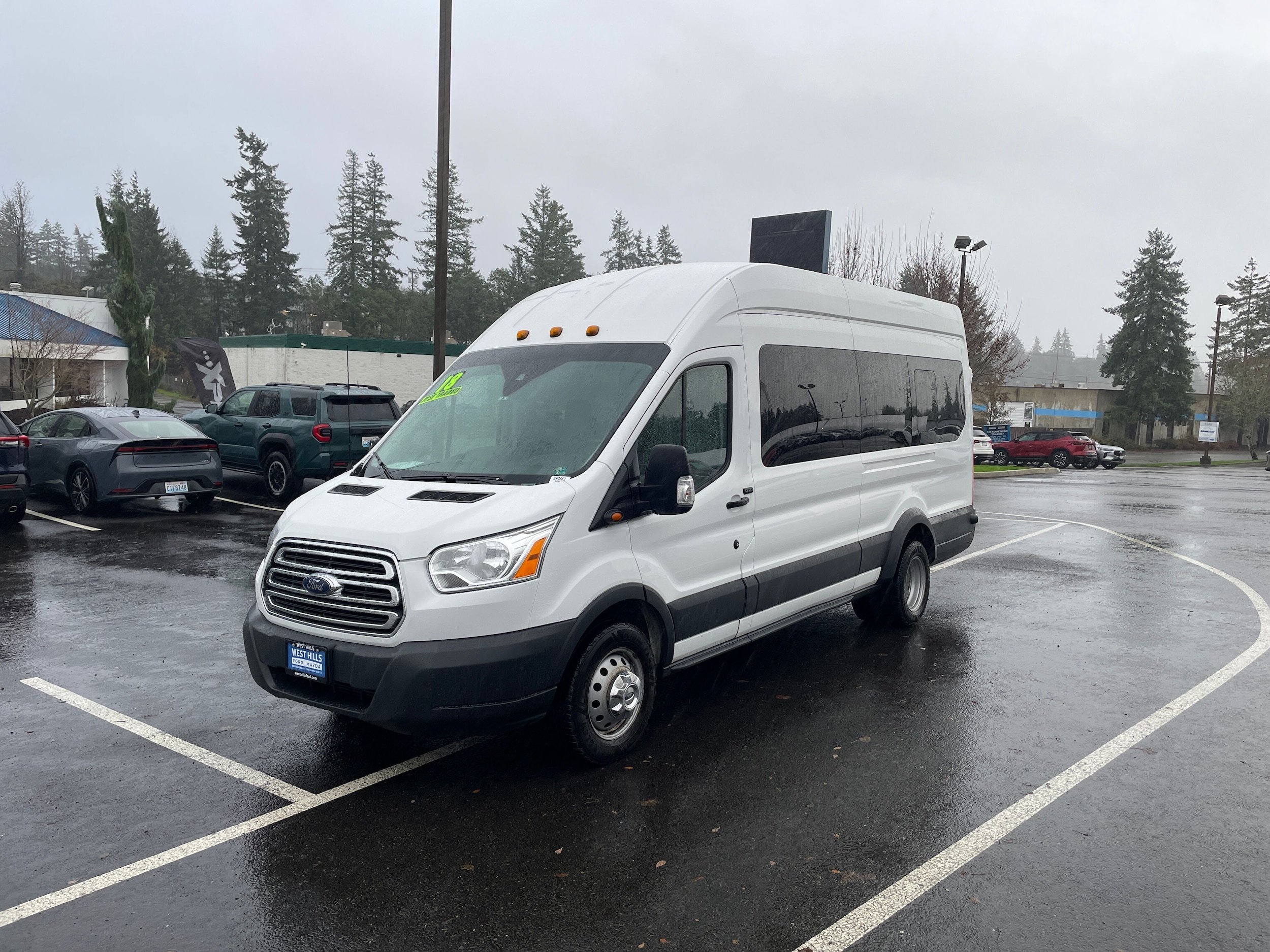 2018 Ford Transit Wagon XLT's photo