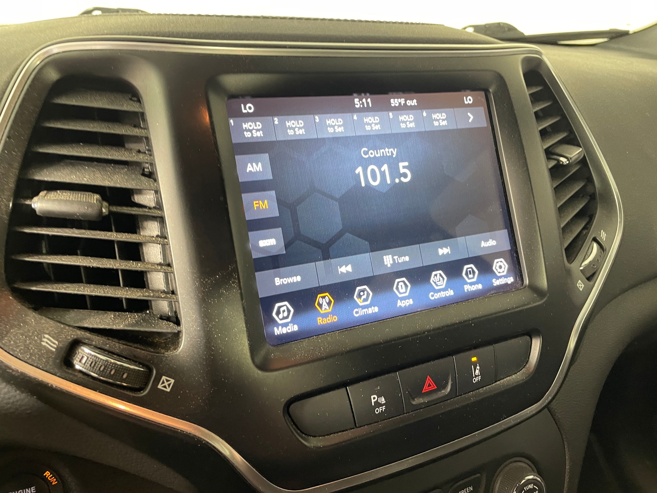 2021 Jeep Cherokee Latitude Lux photo 6