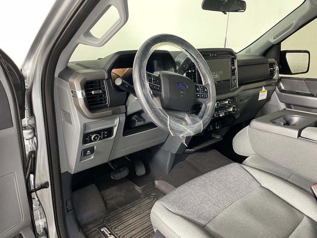 New 2026 Ford F-150 XLT Truck SuperCrew Cab